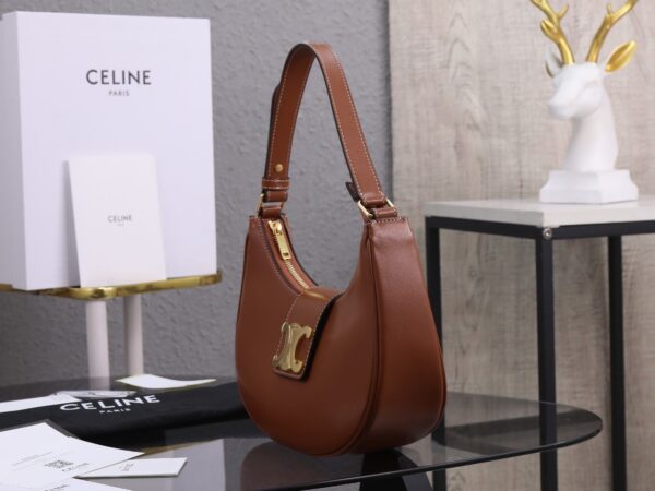 sy_no_94A32A0EBAE2AEB7B2DAB890E36D398B_2 Ava Triomphe Leather Shoulder Bag – Brown