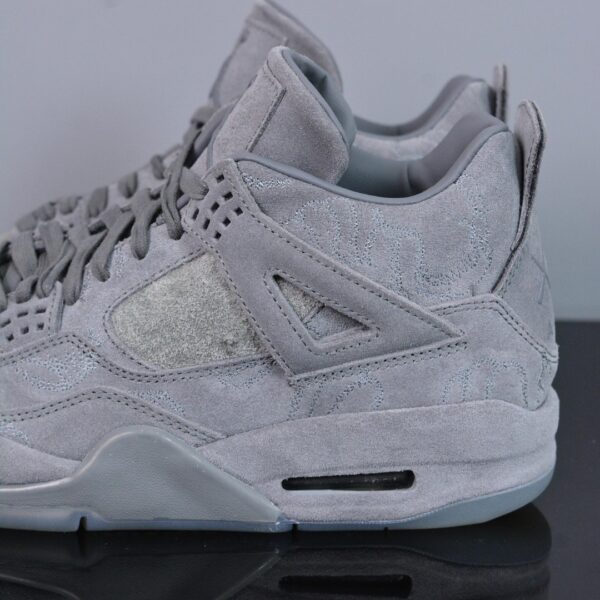 sy_no_96891113D89530EDBC76FA3EE6BD21CC_6 Cool Grey Suede Retro Basketball Sneakers