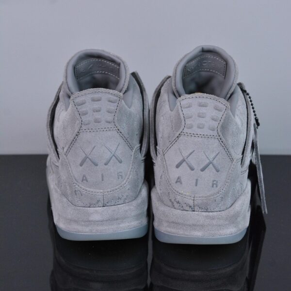 sy_no_96891113D89530EDBC76FA3EE6BD21CC_8 Cool Grey Suede Retro Basketball Sneakers