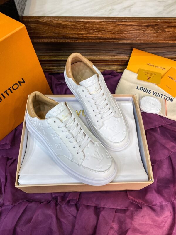 sy_no_9776840670FC1A7017C91BB25F9140EA_1 Louis Vuitton Beverly Hills / Charlie White Embossed Monogram Leather Sneakers
