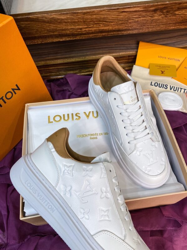 sy_no_9776840670FC1A7017C91BB25F9140EA_3 Louis Vuitton Beverly Hills / Charlie White Embossed Monogram Leather Sneakers