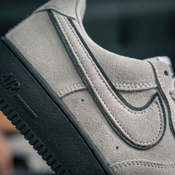 sy_no_97FDCA8B4F608D40248BDB0AE6E3BD1B_4 Nike Air Force 1 Low “Grey Suede / Black Sole”