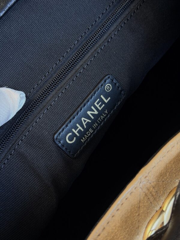 sy_no_98021F71323F790F0923A93B2E5945F3_8 Suede & Black Quilted Leather Tote Bag