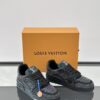 sy_no_992122BEE02EC7186BE4BE70665CED95_4 Black Crystal-Embellished Retro Low-Top Sneakers