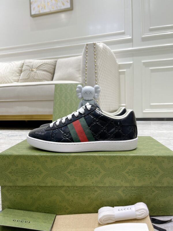 sy_no_99A936E71EA7CB62804C3B92AD336B8B_2 Gucci Ace Black GG Embossed Leather Sneakers
