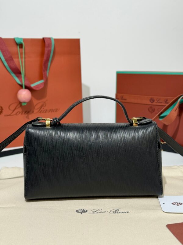 Loro Piana Extra Bag 23 – Saddle Leather Handbag (Black)