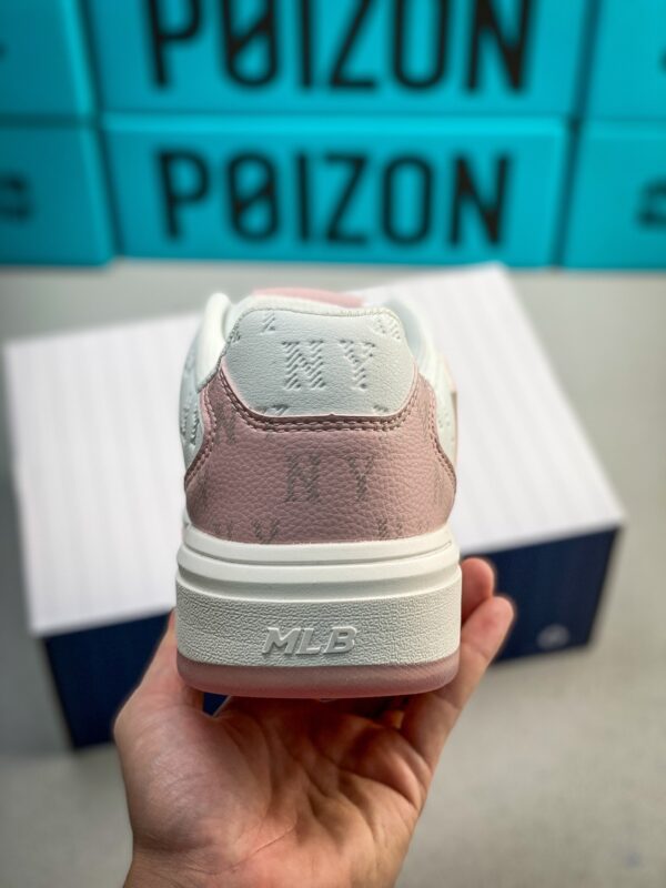 sy_no_9BD08E695416738B5A830E800427E38F_4 Pink & White Monogram Chunky Low-Top Sneakers