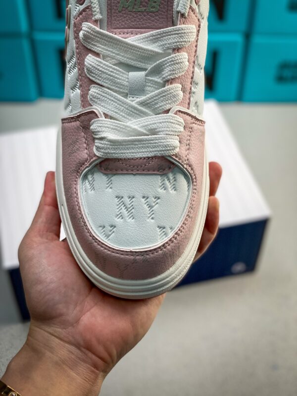 sy_no_9BD08E695416738B5A830E800427E38F_7 Pink & White Monogram Chunky Low-Top Sneakers