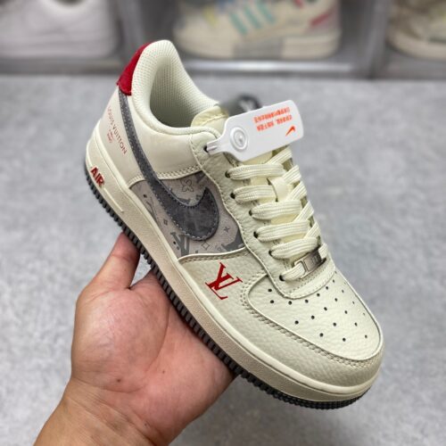 sy_no_9BDBCB128E62EE5E8D3302AC663FC01C_0 Custom Monogram-Inspired Air Low-Top Sneakers