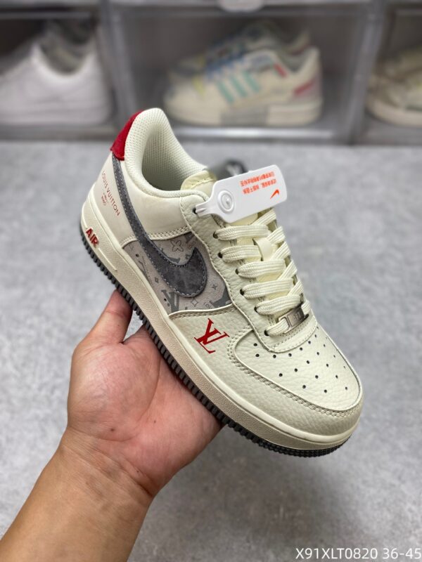 sy_no_9BDBCB128E62EE5E8D3302AC663FC01C_0 Custom Monogram-Inspired Air Low-Top Sneakers
