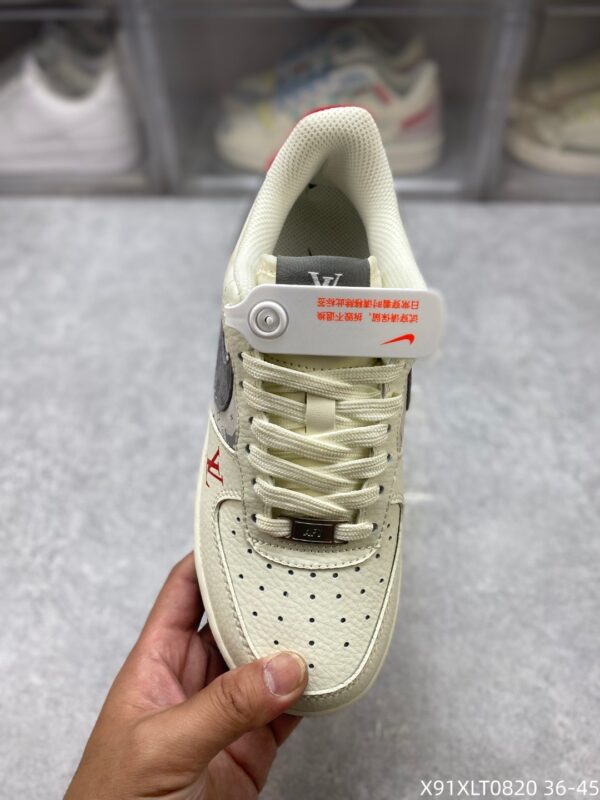 sy_no_9BDBCB128E62EE5E8D3302AC663FC01C_1 Custom Monogram-Inspired Air Low-Top Sneakers