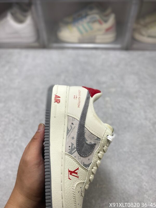 sy_no_9BDBCB128E62EE5E8D3302AC663FC01C_5 Custom Monogram-Inspired Air Low-Top Sneakers