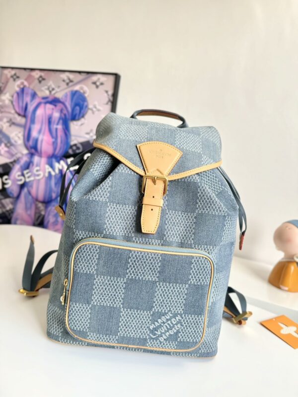sy_no_9BEE8B3C0084DEFACB7F370EBAC5E312_0 Louis Vuitton Montsouris Backpack – Pharrell Williams Damier Denim 3D