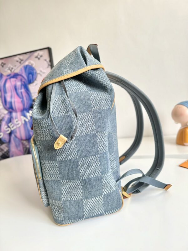 sy_no_9BEE8B3C0084DEFACB7F370EBAC5E312_1 Louis Vuitton Montsouris Backpack – Pharrell Williams Damier Denim 3D