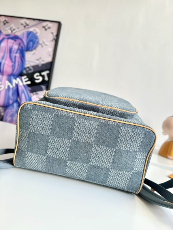 sy_no_9BEE8B3C0084DEFACB7F370EBAC5E312_2 Louis Vuitton Montsouris Backpack – Pharrell Williams Damier Denim 3D