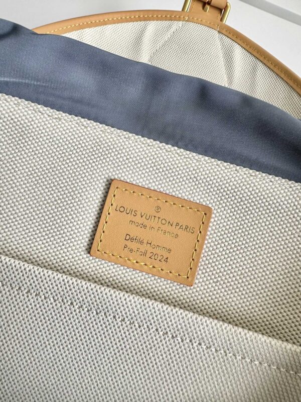 sy_no_9BEE8B3C0084DEFACB7F370EBAC5E312_8 Louis Vuitton Montsouris Backpack – Pharrell Williams Damier Denim 3D