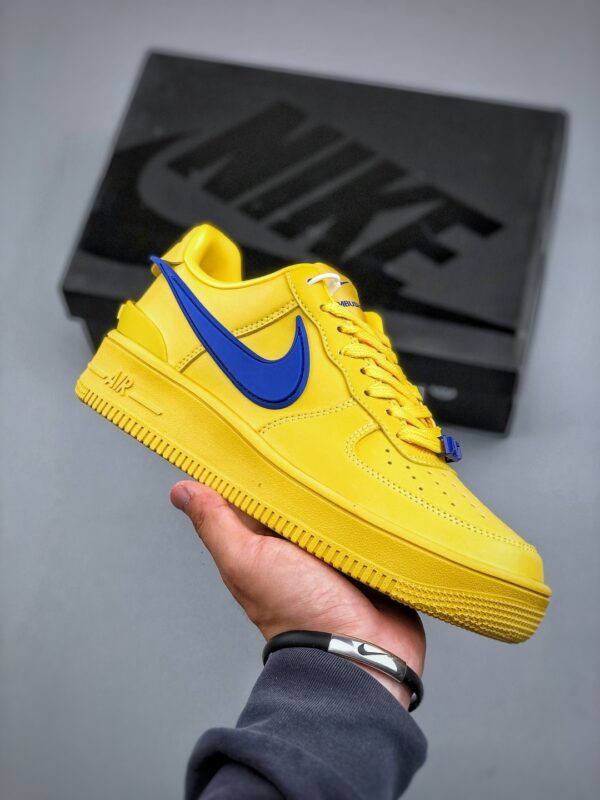 sy_no_9CA901604745F092CF70832781D2213B_0 AMBUSH x Nike Air Force 1 Low "Yellow / Royal Blue"