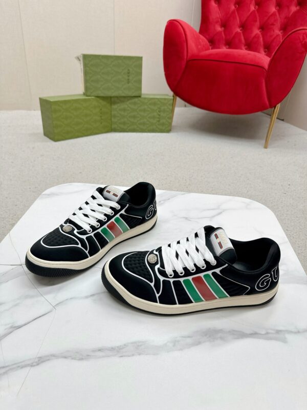 Gucci Screener Graphic Print Black Sneaker – Black / Green & Red