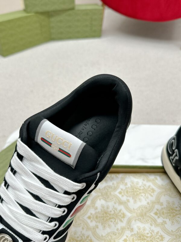Gucci Screener Graphic Print Black Sneaker – Black / Green & Red