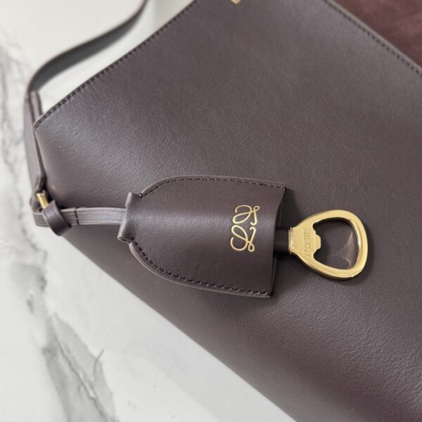 sy_no_9D1C7E24E67BE118EF8B41416EE12ED6_5 Loewe Bilbao Medium Bucket Bag – Suede & Smooth Calfskin Leather