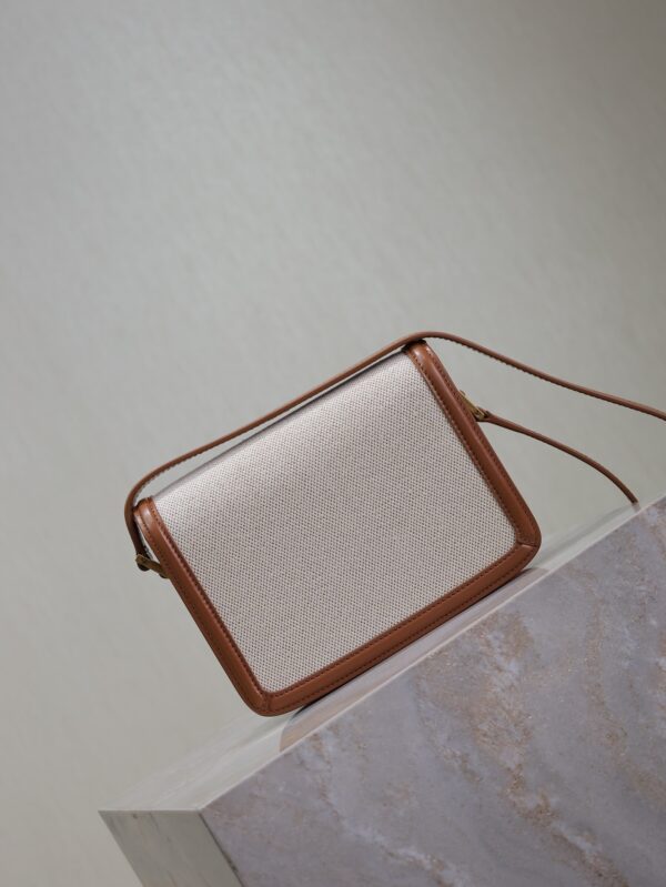 sy_no_9DDA06C4AE04E8CF70CE5BFE387AC767_4 Solferino Box 19cm Bag – Brown Leather & Linen Blend