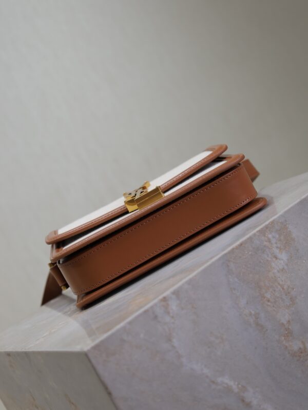 sy_no_9DDA06C4AE04E8CF70CE5BFE387AC767_5 Solferino Box 19cm Bag – Brown Leather & Linen Blend