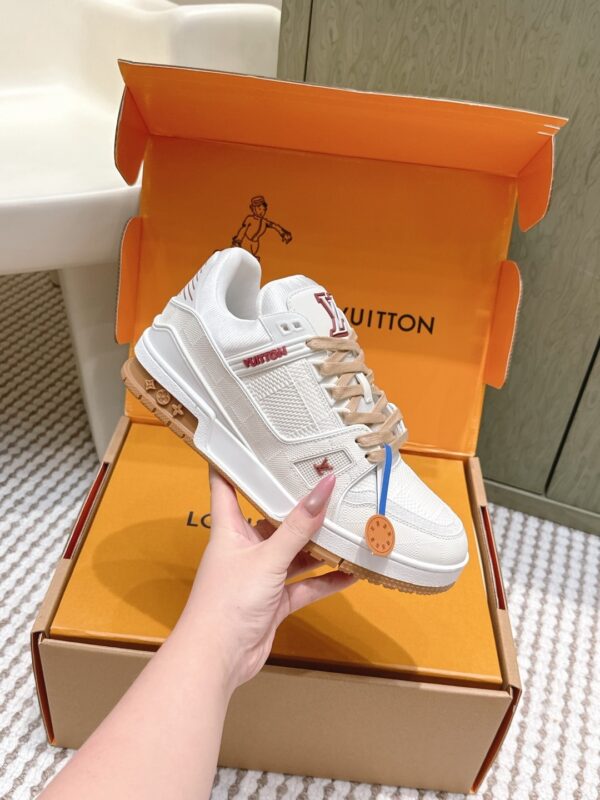 sy_no_9F3C31C8224460E1133D2E780F96EBB2_4 Louis Vuitton LV Skate / LV Trainer Maxi White, Khaki & Burgundy Sneakers