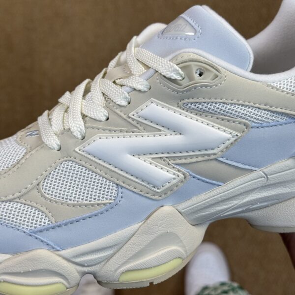 sy_no_9F7019441CBAFD4CE28E3523AABDFD76_5 Ice Blue & Cream 9060 Retro Sneakers