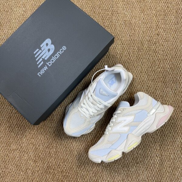 sy_no_9F7019441CBAFD4CE28E3523AABDFD76_8 Ice Blue & Cream 9060 Retro Sneakers