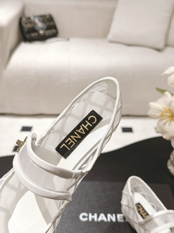 sy_no_9FFC3A43734981887766EC71EB2C925A_8 Chanel Mary Jane Ballet Flats in Ivory & Black