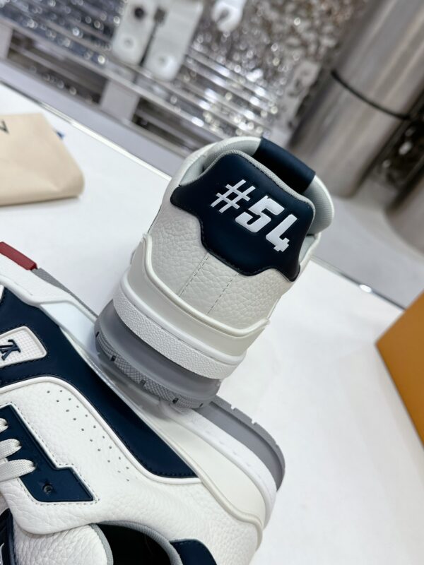 sy_no_A0E801C7E0651EE74E5DB3663D815990_7 Louis Vuitton LV Trainer White, Navy & Grey “New York” Retro Sneakers