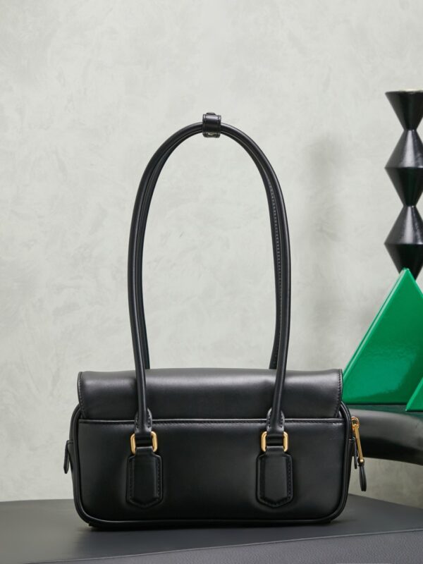 sy_no_A178771D7EB90F352E7F60FE61A20816_3 Black Slim Bowling Underarm Shoulder Bag