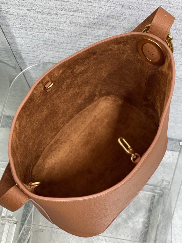 Dior Medaillon Bucket Bag – New Spring/Summer Calfskin Shoulder Bag