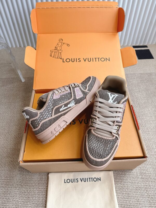 sy_no_A35984662CE77D83F042474B060D3CCA_3 Louis Vuitton LV Trainer Taupe Brown & Snake-Textured Sneakers