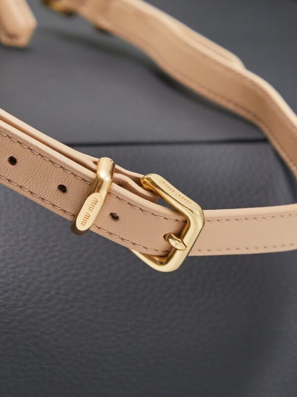 sy_no_A37460D4AA44A60C1B5E7001D4AD1E81_5 Nude Beige Matelassé Wander Mini Handbag