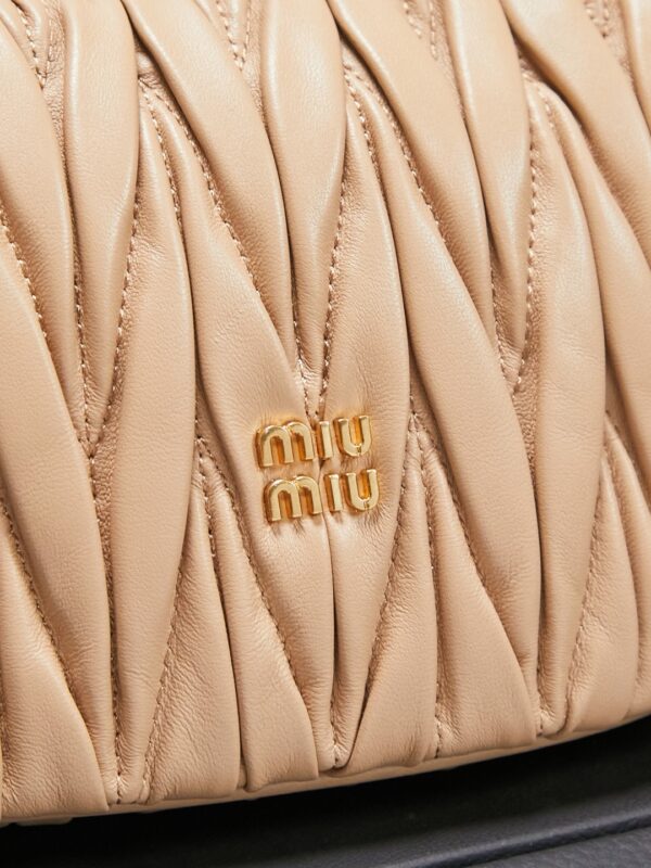 sy_no_A37460D4AA44A60C1B5E7001D4AD1E81_6 Nude Beige Matelassé Wander Mini Handbag