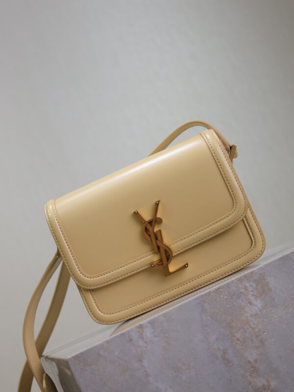 sy_no_A3A7A6744506429FF7478B8F9570ADA5_1 Solferino Box 19cm Bag – Beige
