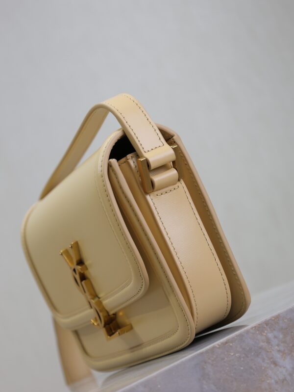 sy_no_A3A7A6744506429FF7478B8F9570ADA5_4 Solferino Box 19cm Bag – Beige