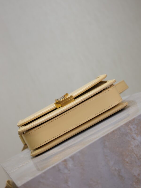 sy_no_A3A7A6744506429FF7478B8F9570ADA5_6 Solferino Box 19cm Bag – Beige