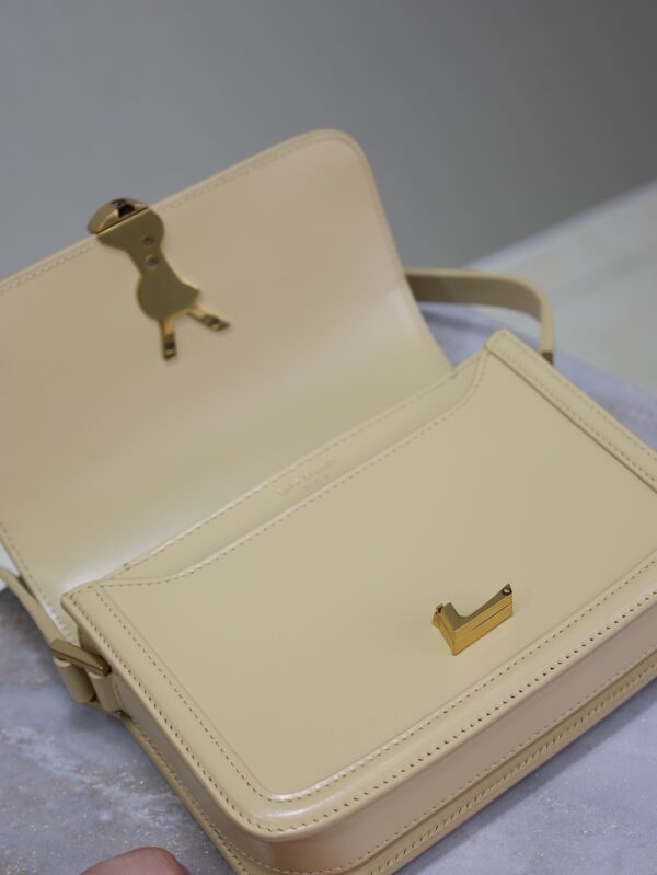 sy_no_A3A7A6744506429FF7478B8F9570ADA5_7 Solferino Box 19cm Bag – Beige