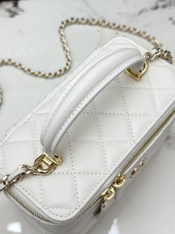 Chanel Vanity Case with Handle – Quilted Lambskin Chain Bag (White)