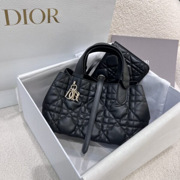 sy_no_A54E6413E8FBA50AA378AA8DEBCCD4AA_0 Toujours Small Bag – Black