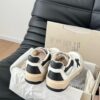 sy_no_A5665DE8CDE8B9A44E5D4004270C84A8_2 Cream & Black Star Distressed Platform Sneakers