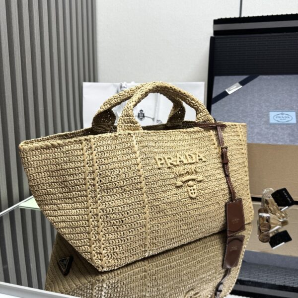 sy_no_A5A3C1FB17D1A51AE53724C7A56E7BAC_2 Woven Straw Tote Bag