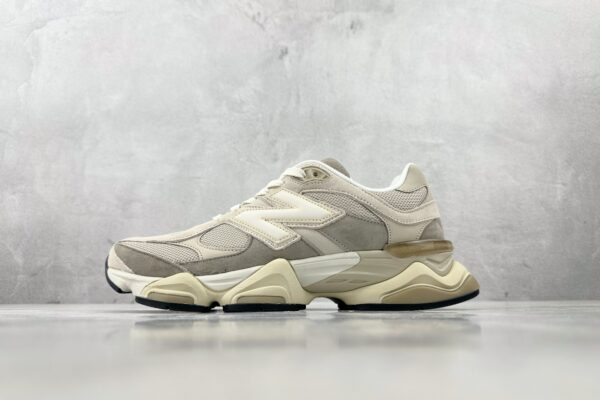 sy_no_A5B0C19EA7F4F53C15E6FA582AEE7177_0 Oatmeal & Sea Salt 9060 Retro Sneakers