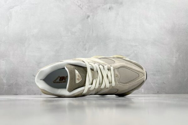 sy_no_A5B0C19EA7F4F53C15E6FA582AEE7177_2 Oatmeal & Sea Salt 9060 Retro Sneakers
