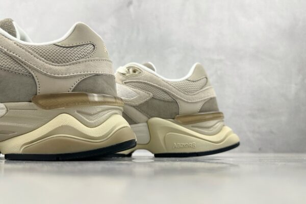 sy_no_A5B0C19EA7F4F53C15E6FA582AEE7177_7 Oatmeal & Sea Salt 9060 Retro Sneakers