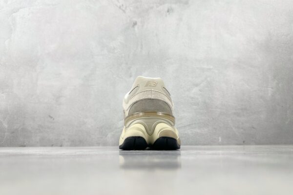 sy_no_A5B0C19EA7F4F53C15E6FA582AEE7177_8 Oatmeal & Sea Salt 9060 Retro Sneakers