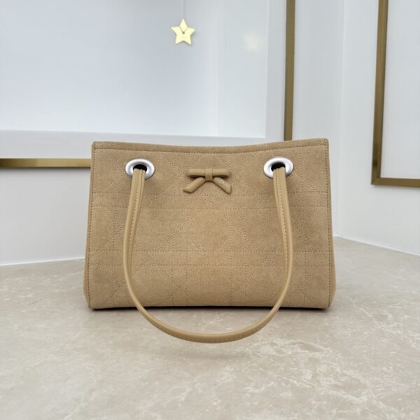 sy_no_A5B11B17BE8417BC3D0042AB8D388F16_4 Dior Bow Tote Bag – Beige Italian Leather