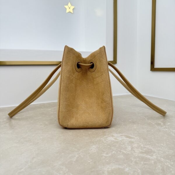 sy_no_A5B11B17BE8417BC3D0042AB8D388F16_6 Dior Bow Tote Bag – Beige Italian Leather